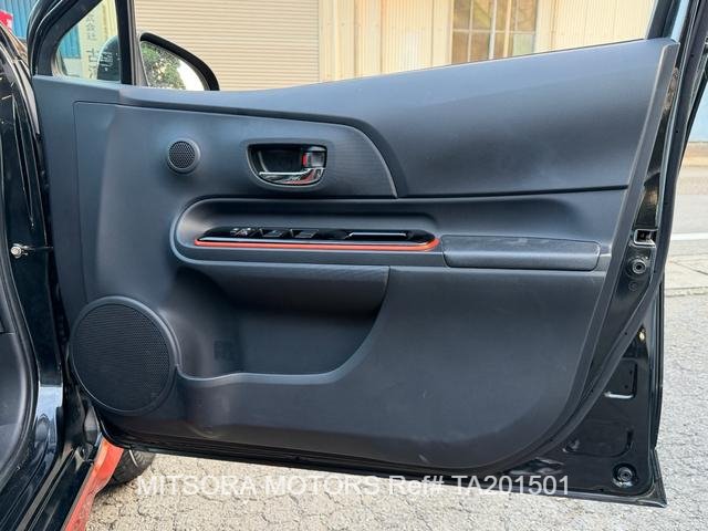 2015 TOYOTA AQUA X URBAN