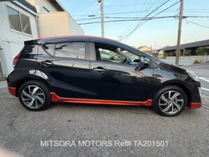 2015 TOYOTA AQUA X URBAN