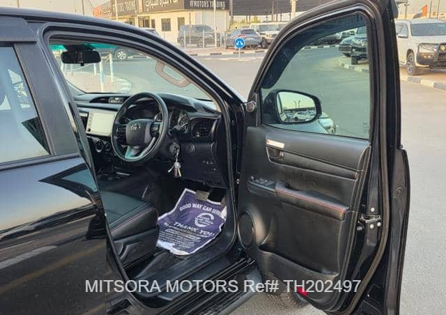 2024 TOYOTA HILUX – GR SHAPE