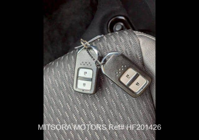 
								2014 HONDA FIT full									