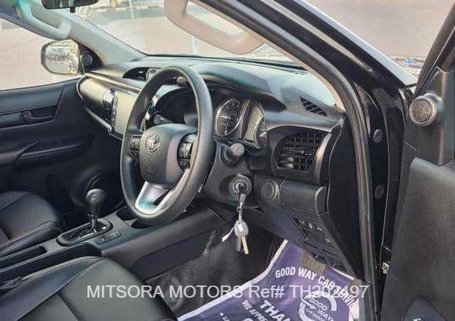 2024 TOYOTA HILUX – GR SHAPE