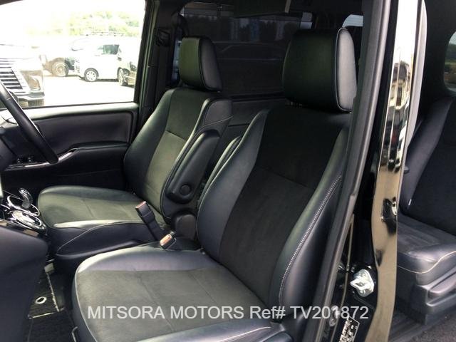 
								2018 TOYOTA NOAH SI WxB full									