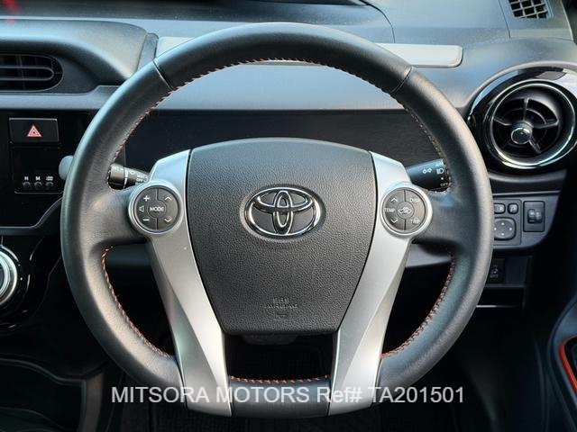 
								2015 TOYOTA AQUA X URBAN full									
