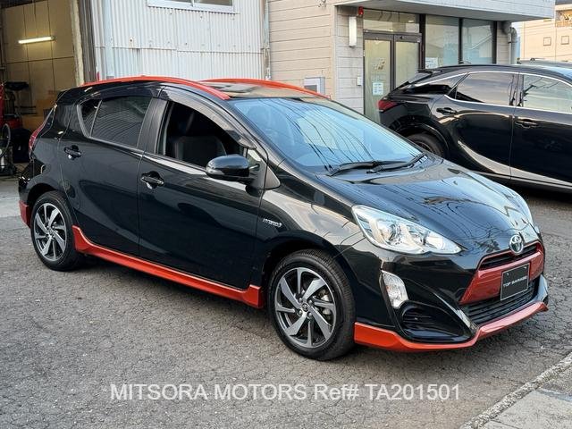 
								2015 TOYOTA AQUA X URBAN full									