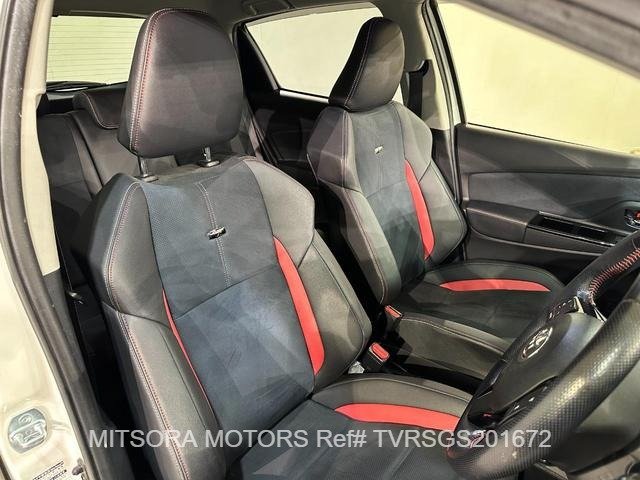 
								2016 TOYOTA VITZ RS GS full									