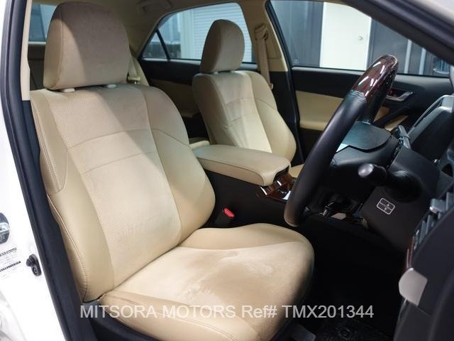
								2013 TOYOTA MARK X PREMIUM full									