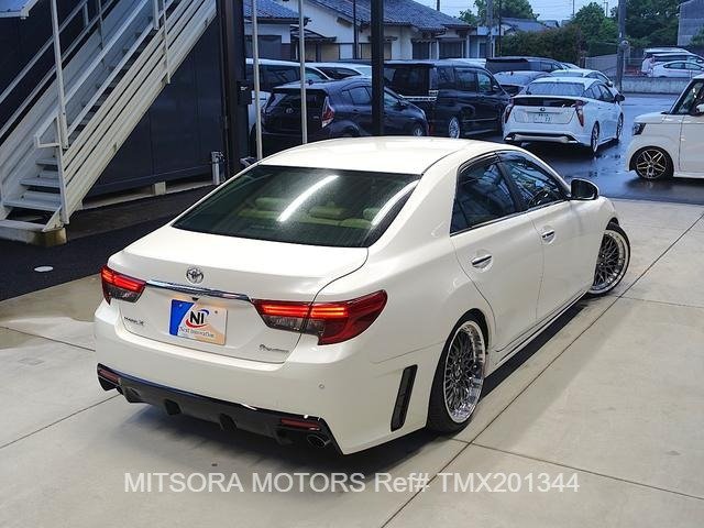
								2013 TOYOTA MARK X PREMIUM full									