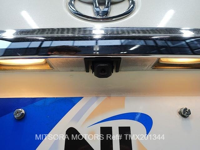 
								2013 TOYOTA MARK X PREMIUM full									