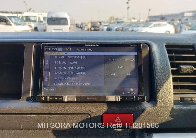 
								2015 TOYOTA HIACE COMMUTER full									