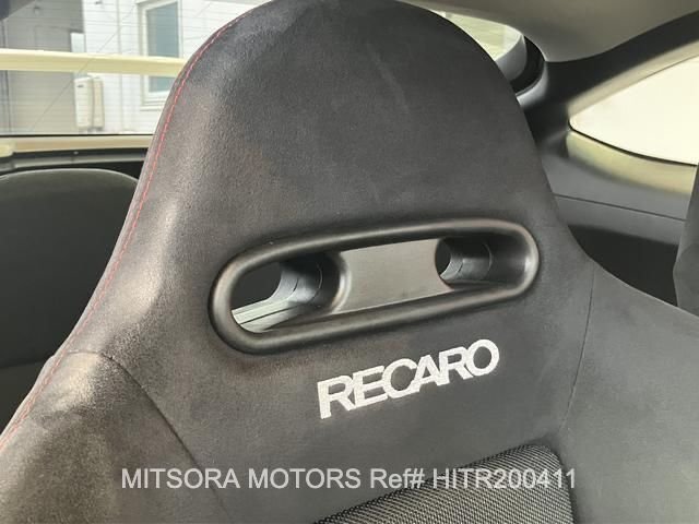 
								2004 HONDA INTEGRA TYPE R full									