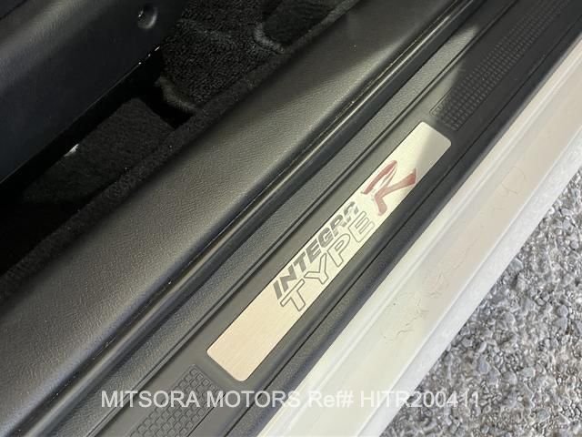
								2004 HONDA INTEGRA TYPE R full									