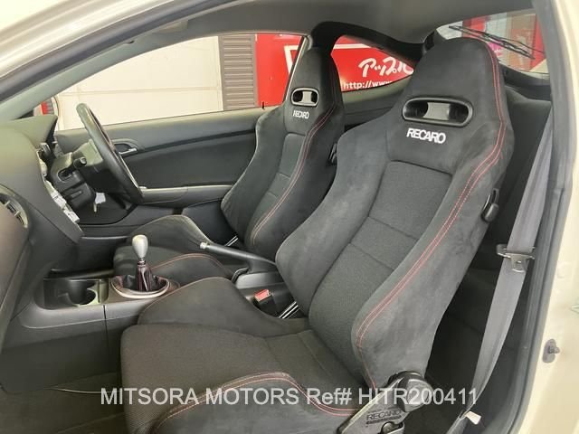 
								2004 HONDA INTEGRA TYPE R full									