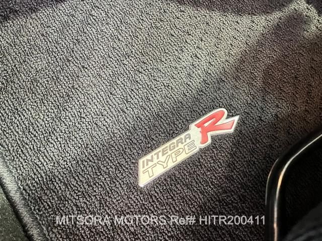 
								2004 HONDA INTEGRA TYPE R full									