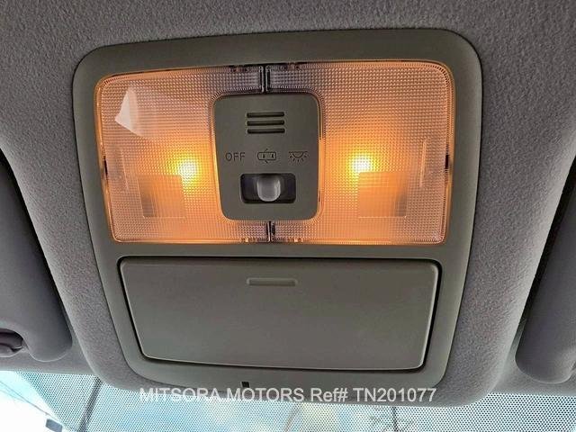 
								2010 TOYOTA NOAH SI full									