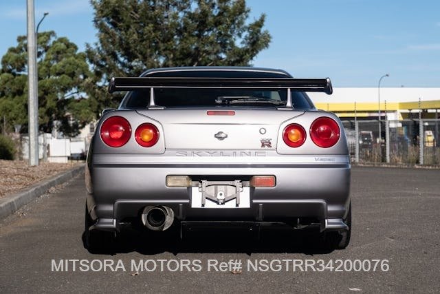 
								2000 NISSAN SKYLINE GT-R (R34) V-SPEC full									
