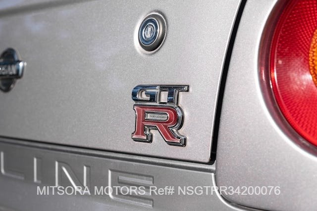 
								2000 NISSAN SKYLINE GT-R (R34) V-SPEC full									